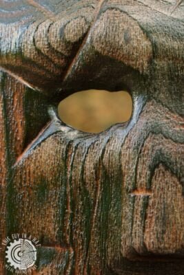 Drewniana maska karaboszka (This Guy in a Hat)