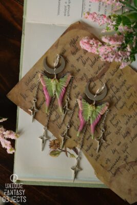 Kolczyki z ćmą actias dubernardi (Unique Fantasy Objects)