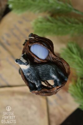 Naszyjnik z borsukiem i agatem pasiastym (Unique Fantasy Objects)