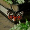 Naszyjnik z rzeźbą motyla niedźwiedziówka kaja (Unique Fantasy Objects)
