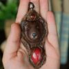 Naszyjnik z niedźwiedziem i jadeitem (Unique Fantasy Objects)