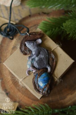 Naszyjnik ze szczurem wędrownym i jaspisem lazurowe wybrzeże (Unique Fantasy Objects)