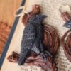 Kolczyki z krukiem i kryształem górskim (Unique Fantasy Objects)