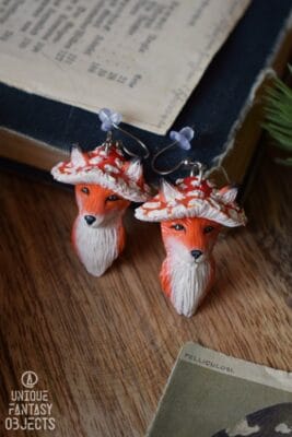 Kolczyki z liskami w kapeluszu muchomora (Unique Fantasy Objects)