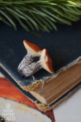 Małe kolczyki z koźlakiem czerwonym (Unique Fantasy Objects)