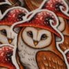 Naklejka z sową w czapce muchomora (Unique Fantasy Objects)