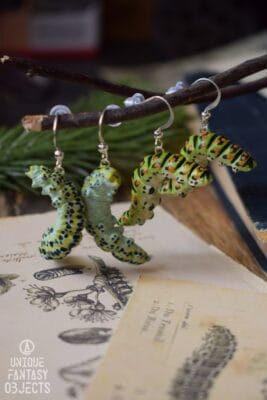 Kolczyki z rzeźbami gąsienic (Unique Fantasy Objects)