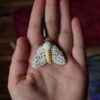 Naszyjnik z ćmą szewnica miętówka (Unique Fantasy Objects)