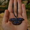 Naszyjnik z rzeźbą motyla mieniak strużnik (Unique Fantasy Objects)