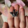 Naszyjnik z rzeźbą motyla rusałka żałobnik (Unique Fantasy Objects)