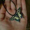 Naszyjnik z motylem paź królowej (Unique Fantasy Objects)