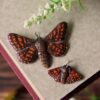 Naszyjnik z rzeźbą motyla przeplatka atalia (Unique Fantasy Objects)
