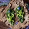 Kolczyki z rzekotką drzewną i lapis lazuli (Unique Fantasy Objects)