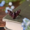 Regulowany pierścionek z rzeźbą nietoperza nocek (Unique Fantasy Objects)