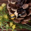 Regulowany pierścionek z rzeźbą ślimaka wstężyk gajowy (Unique Fantasy Objects)