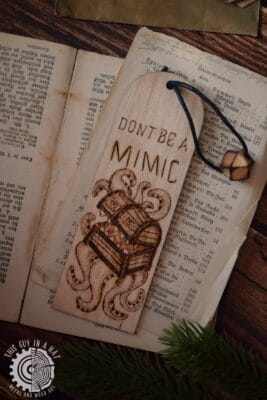 Wypalane zakładki do książek (This Guy in a Hat)