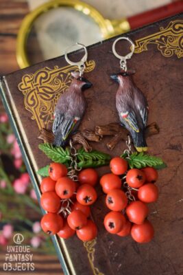 Kolczyki z jemiołuszką i jarzębiną (Unique Fantasy Objects)