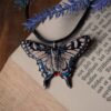 Naszyjnik z motylem paź królowej (Unique Fantasy Objects)