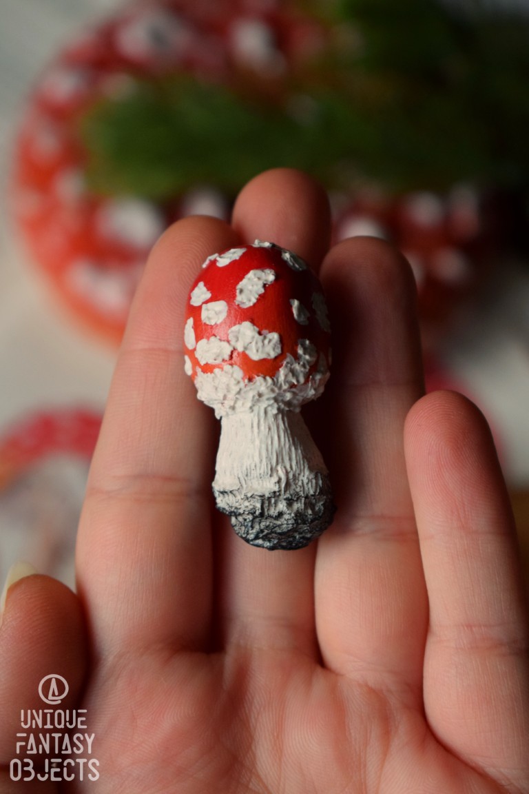 Broszka z muchomorem czerwonym Broszka z muchomorem czerwonym (Unique Fantasy Objects)