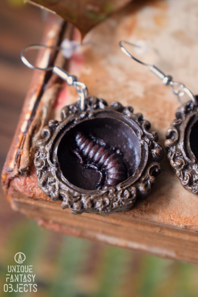Kolczyki z krocionogiem w ramce (Unique Fantasy Objects)