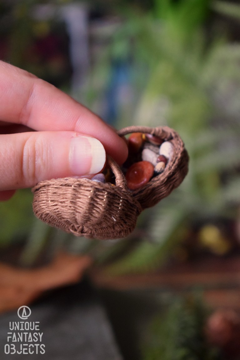 Kolczyki z koszyczkami pełnymi leśnych grzybów Kolczyki z koszyczkami pełnymi leśnych grzybów (Unique Fantasy Objects)