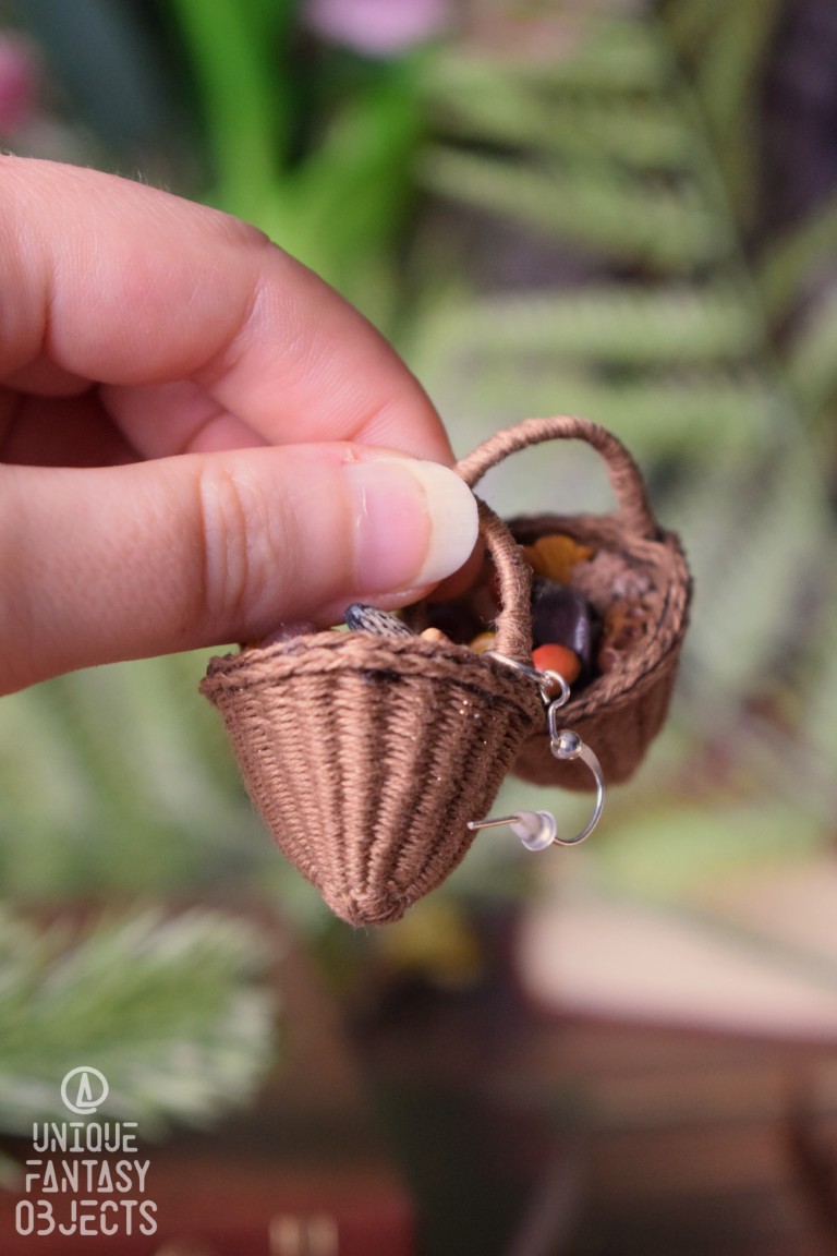 Kolczyki z koszykami pełnymi leśnych grzybów Kolczyki z koszykami pełnymi leśnych grzybów (Unique Fantasy Objects)