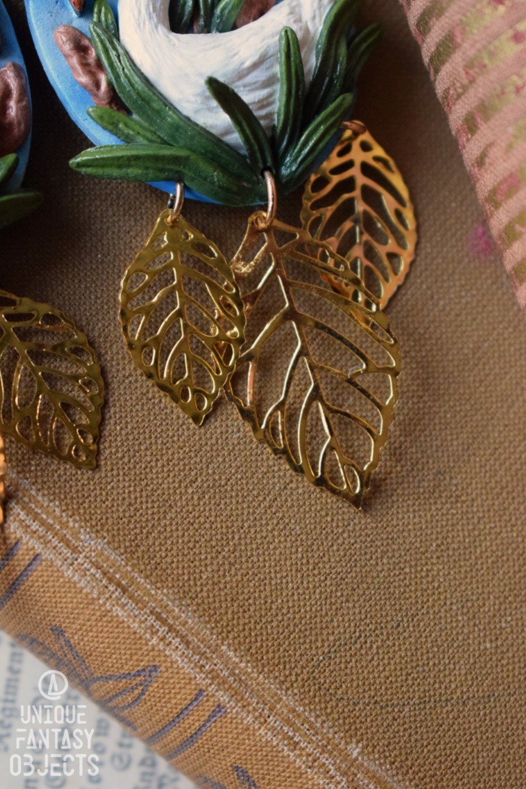 Kolczyki z rzeźbą łabędzi wśród traw Kolczyki z rzeźbą łabędzi wśród traw (Unique Fantasy Objects)