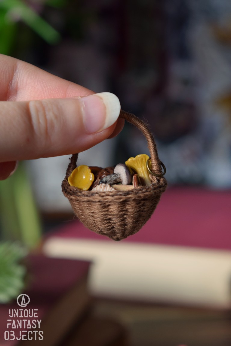 Naszyjnik koszyk z leśnymi grzybami Naszyjnik koszyk z leśnymi grzybami (Unique Fantasy Objects)