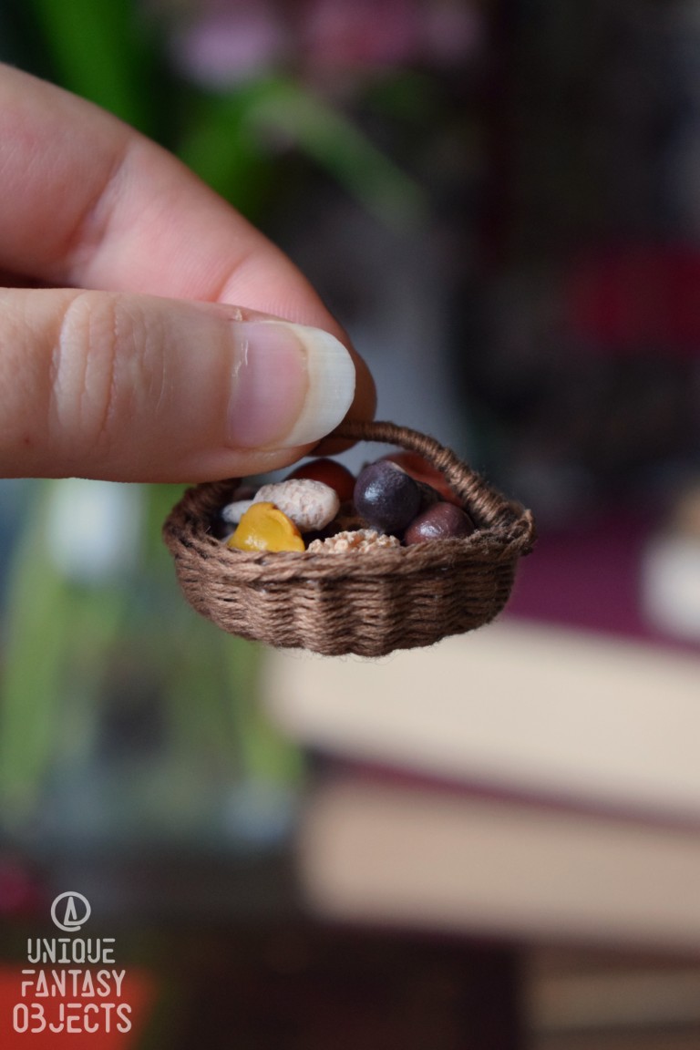 Naszyjnik koszyczek z leśnymi grzybami Naszyjnik koszyczek z leśnymi grzybami (Unique Fantasy Objects)