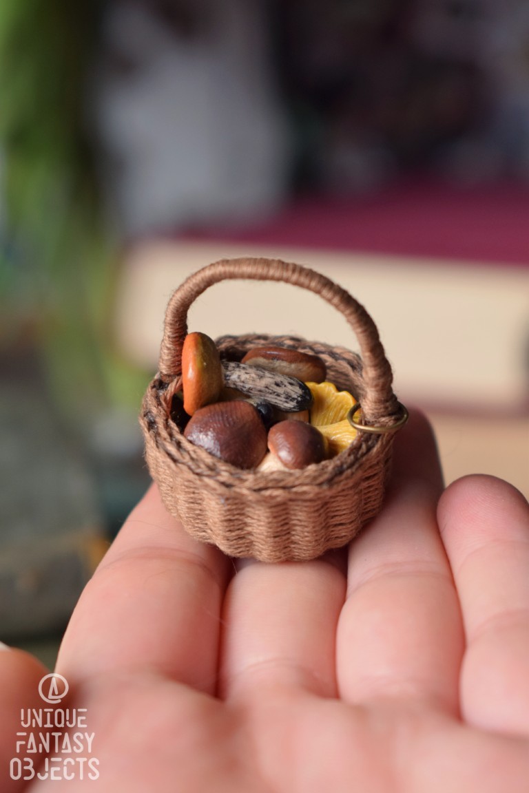 Naszyjnik koszyk z leśnymi grzybkami Naszyjnik koszyk z leśnymi grzybkami (Unique Fantasy Objects)