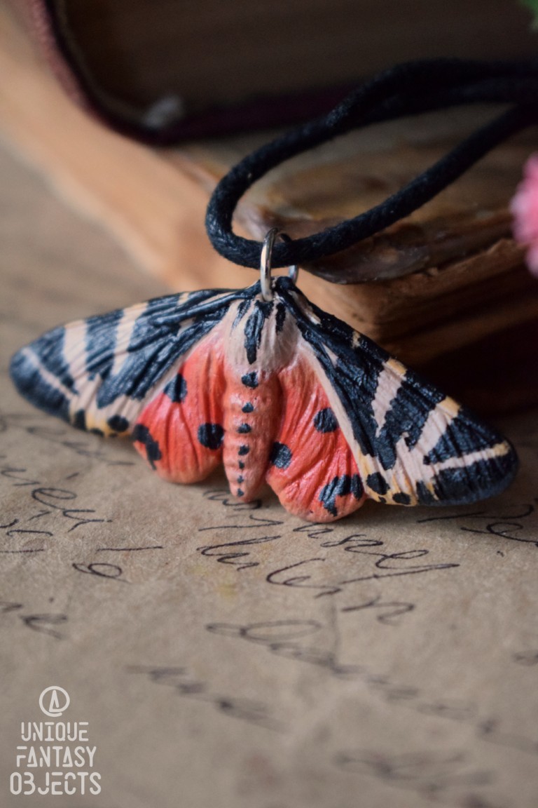 Naszyjnik z motylem krasopani hera (Unique Fantasy Objects)