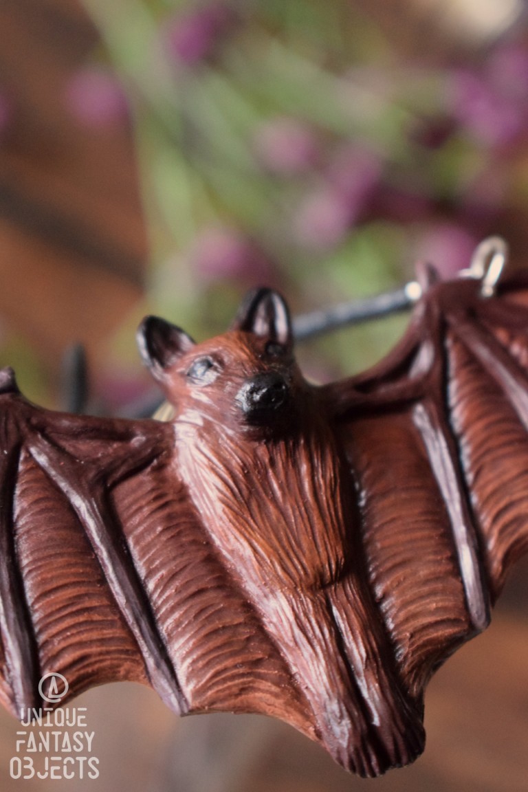 Naszyjnik z nietoperzem Naszyjnik z nietoperzem (Unique Fantasy Objects)