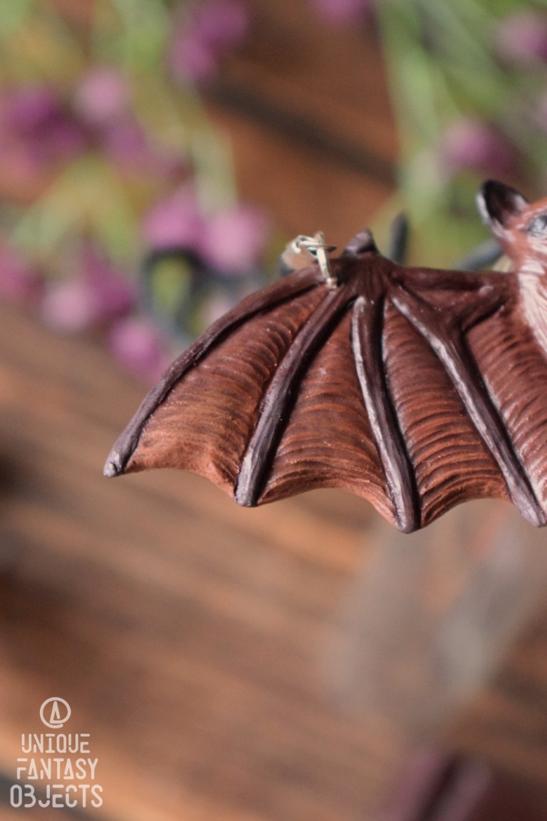 Naszyjnik z nietoperzem Naszyjnik z nietoperzem (Unique Fantasy Objects)