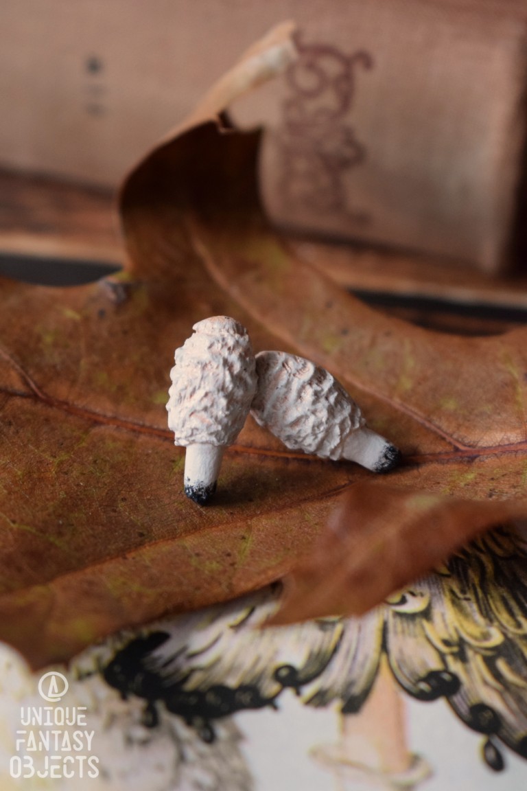 Małe kolczyki z leśnymi grzybami Małe kolczyki z leśnymi grzybami (Unique Fantasy Objects)