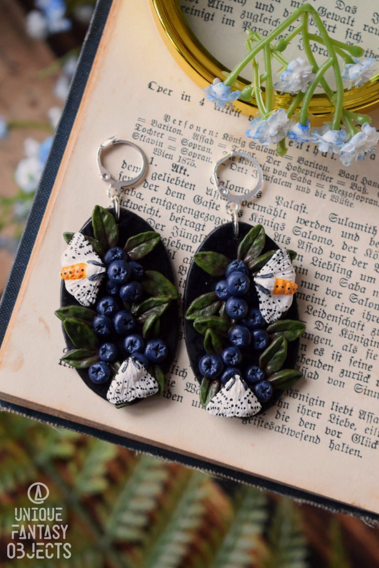 Kolczyki z borówkami i szewnicą miętówką (Unique Fantasy Objects)