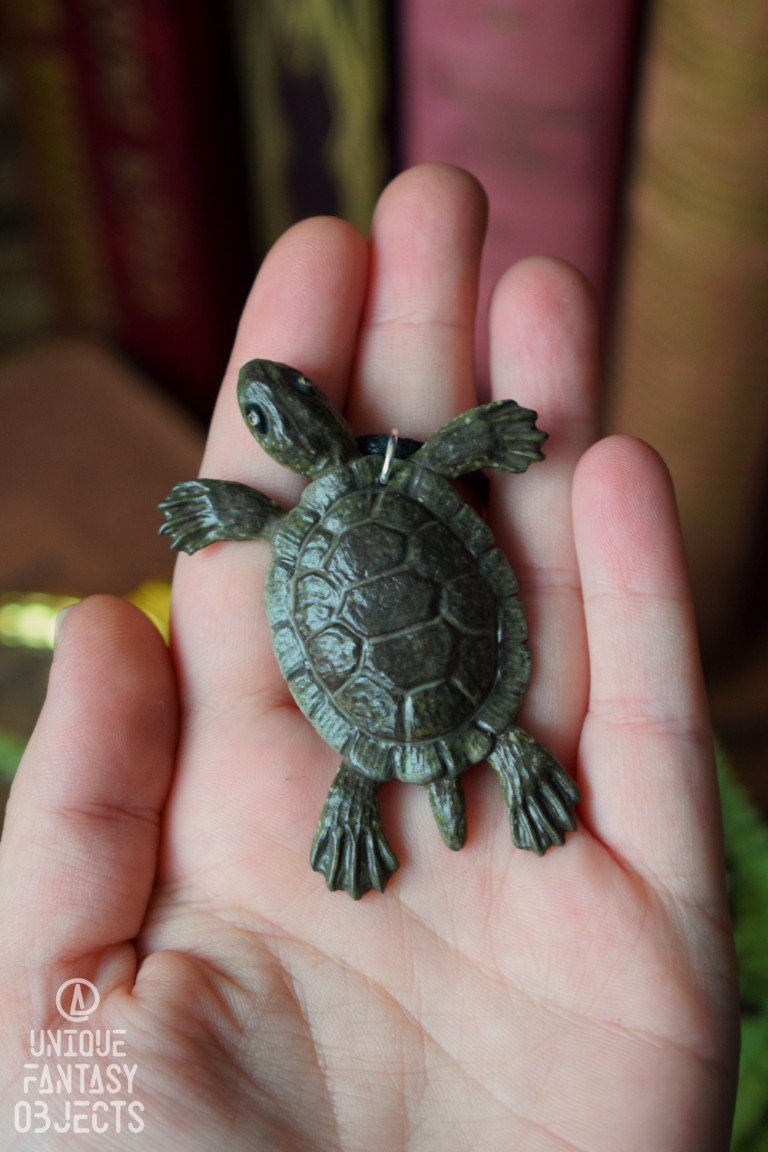 Naszyjnik z żółwiem błotnym Naszyjnik z żółwiem błotnym (Unique Fantasy Objects)