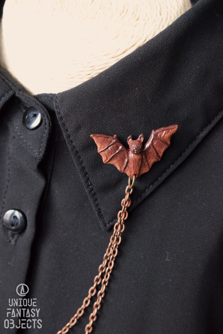 Przypinka do kołnierzyka z nietoperzami Przypinka do kołnierzyka z nietoperzami (Unique Fantasy Objects)