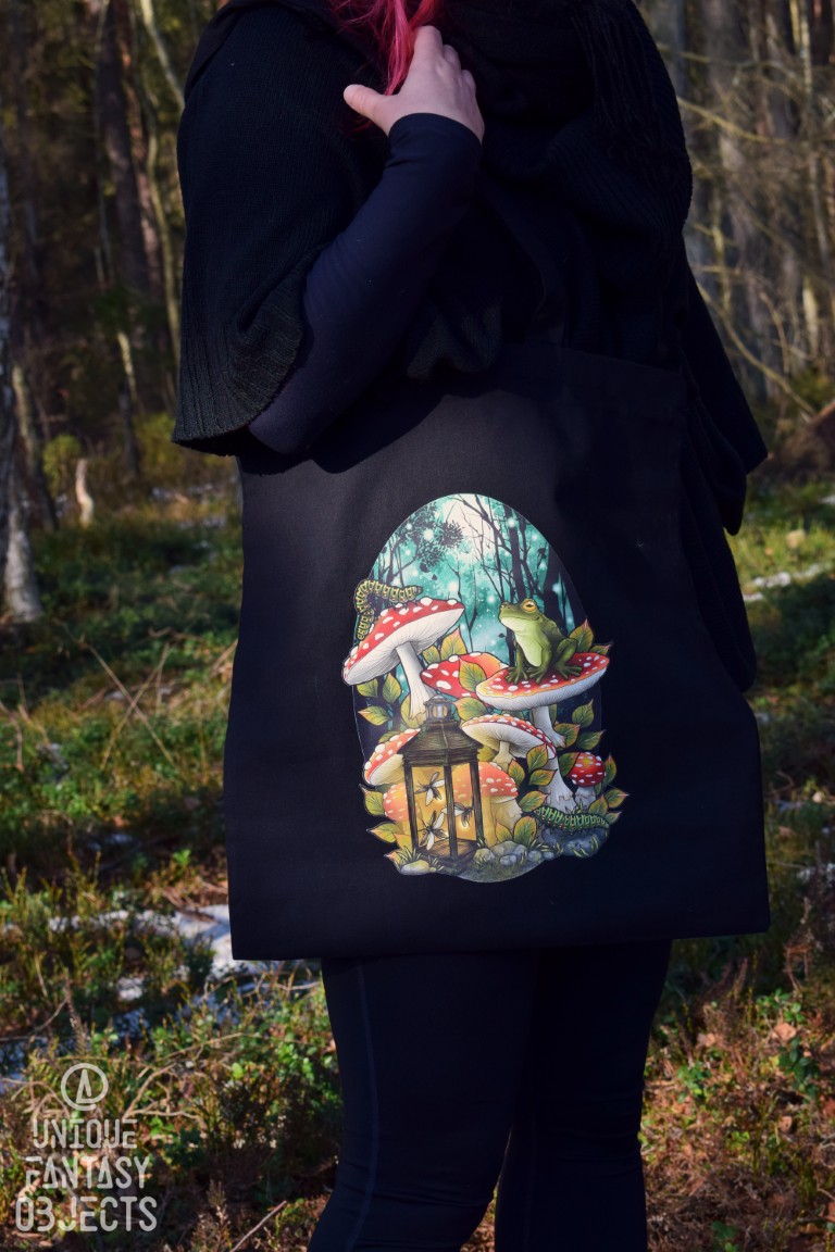Bawełniana torba z żabą na muchomorze i lampionem (Unique Fantasy Objects)