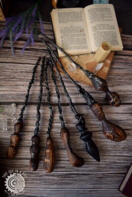 Różdżki (This Guy in a Hat)