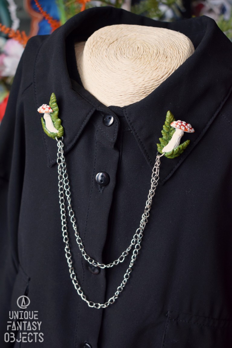 Przypinka do kołnierzyka z muchomorami czerwonymi Przypinki do kołnierzyka z muchomorami(Unique Fantasy Objects)