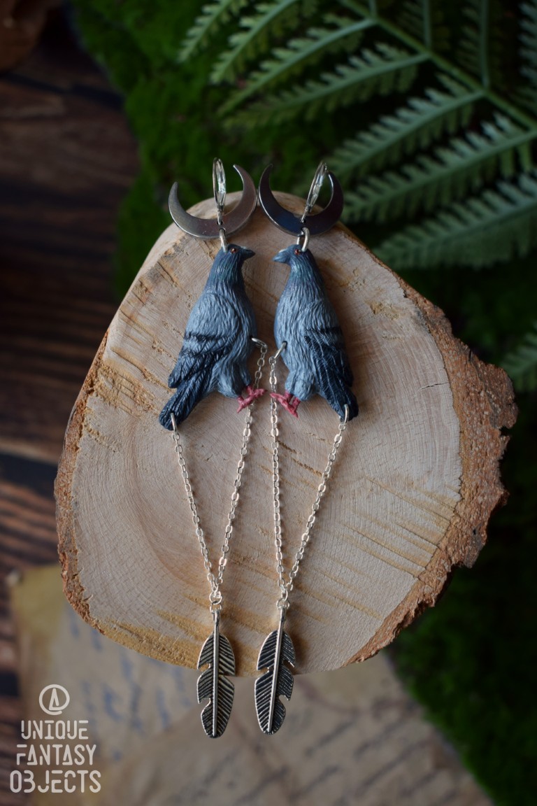 Kolczyki z gołębiem i łańcuszkami Kolczyki z gołębiem i łańcuszkami (Unique Fantasy Objects)
