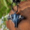 Naszyjnik z rzeźbą ćmy Urbanus proteus Naszyjnik z rzeźbą ćmy Urbanus proteus (Unique Fantasy Objects)