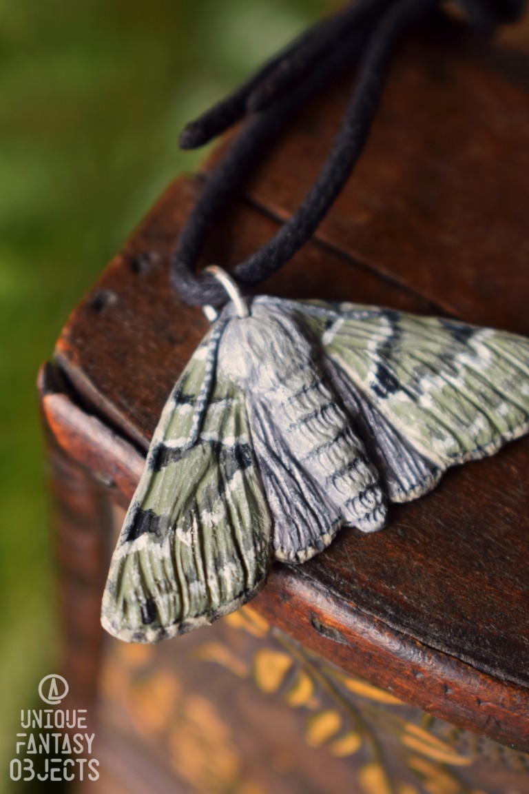 Naszyjnik z rzeźbą motyla paśnik zieleniak Naszyjnik z rzeźbą motyla paśnik zieleniak (Unique Fantasy Objects)
