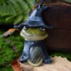 Naszyjnik z żabim czarodziejem i labradorytem Naszyjnik z żabim czarodziejem i labradorytem (Unique Fantasy Objects)