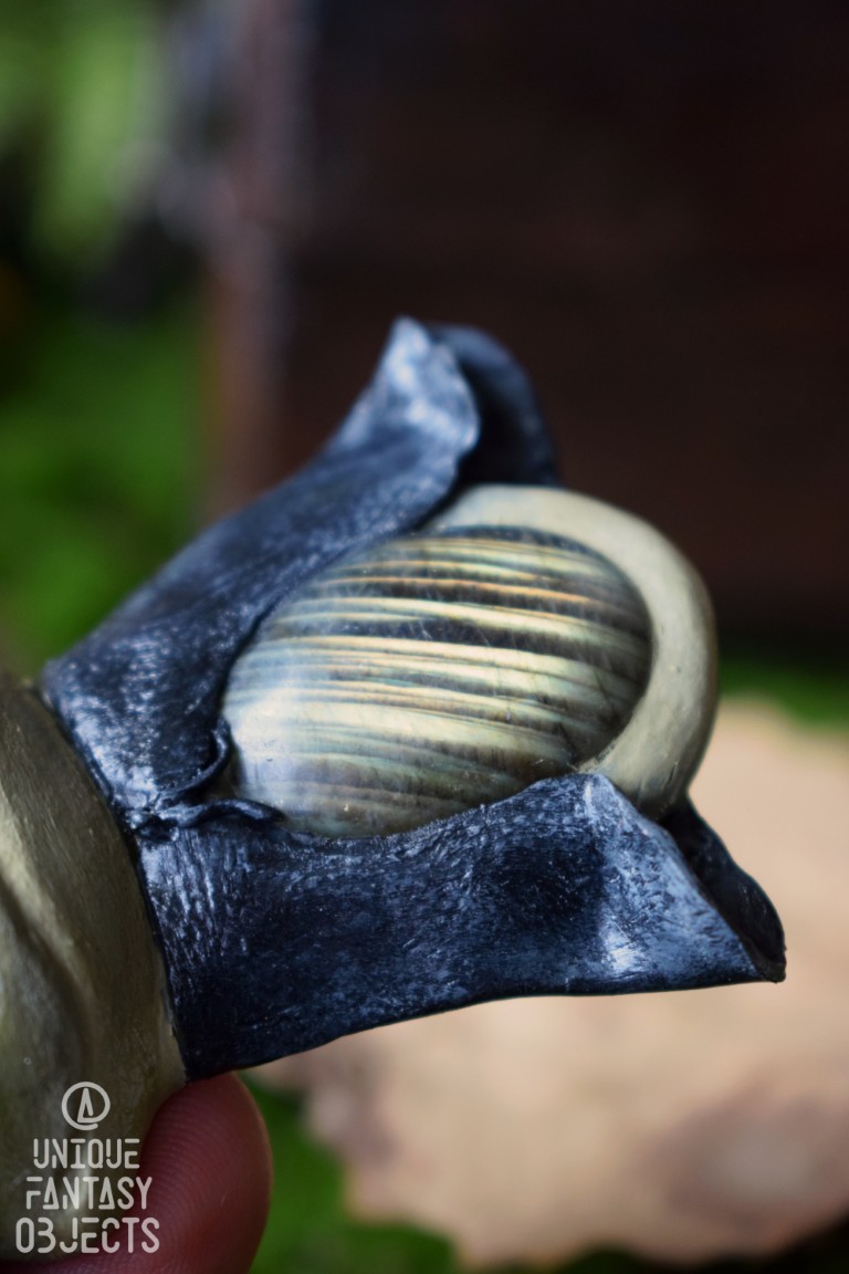 Naszyjnik z żabim czarodziejem i labradorytem (Unique Fantasy Objects)