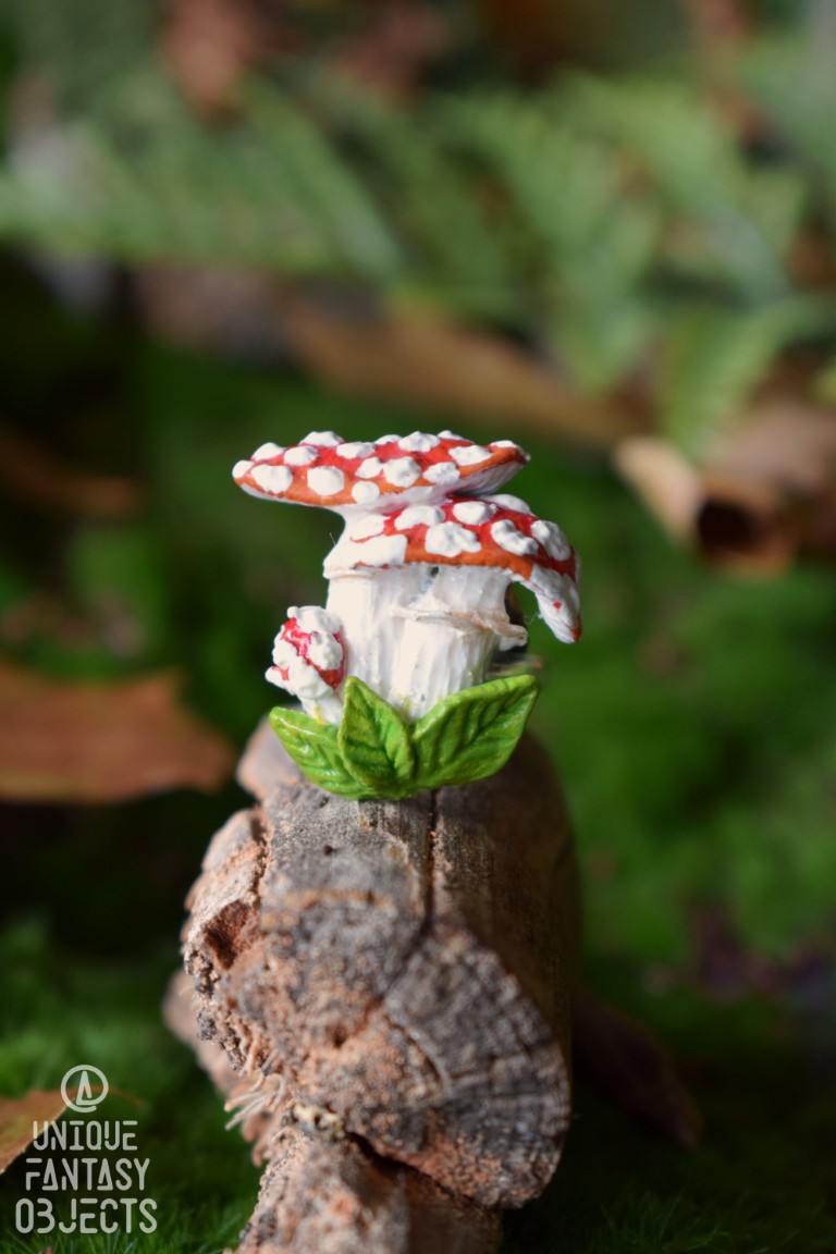 Regulowany pierścionek z muchomorami Regulowany pierścionek z muchomorami (Unique Fantasy Objects)