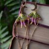 Kolczyki z hybrydą ćmą Actias dubernardi i Graellsia isabellae i łancuszkami Kolczyki z hybrydą ćmą Actias dubernardi i Graellsia isabellae i łancuszkami (Unique Fantasy Objects)