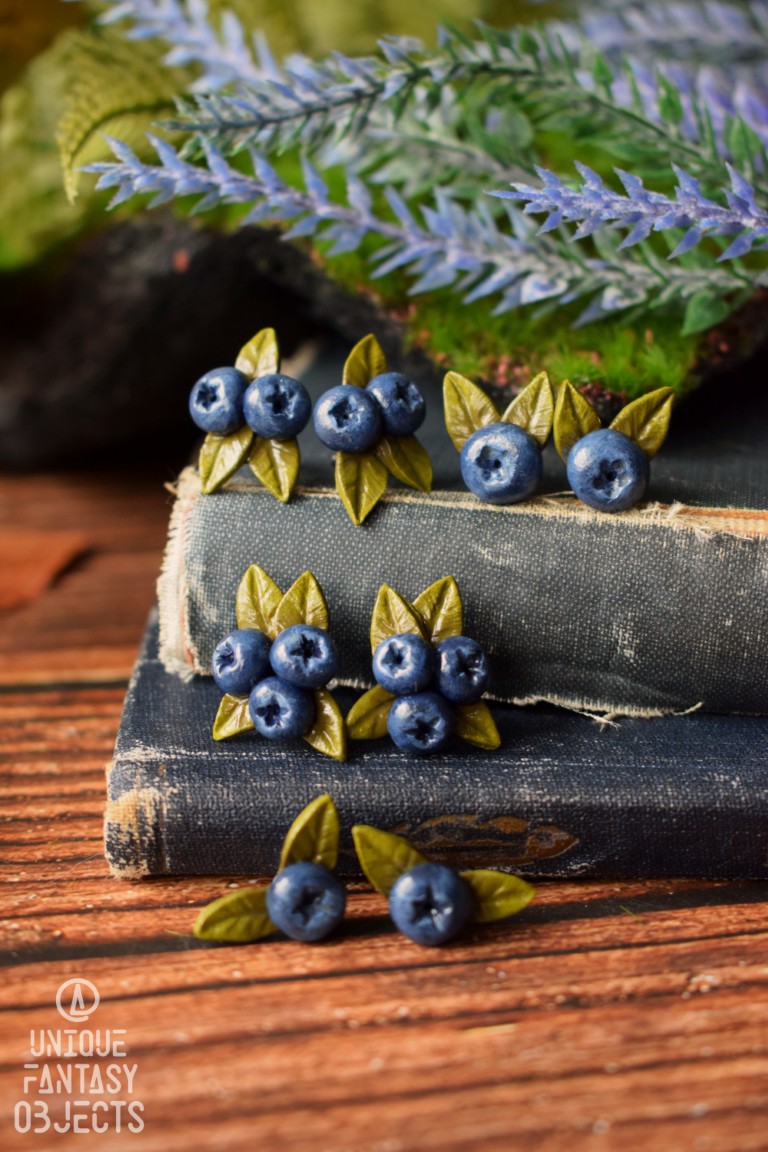 Małe kolczyki z jagodami (Unique Fantasy Objects)